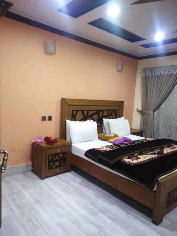 Hotel Crown City Faizabad ICT - image 5