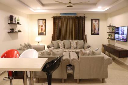 Elegant & Charming One Bed Apartment In Bahria Town - image 16